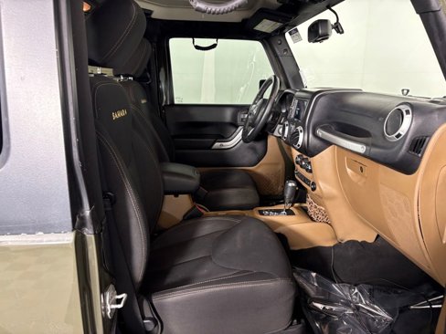 Used 2015 Jeep Wrangler Sahara w/ Connectivity Group image 27