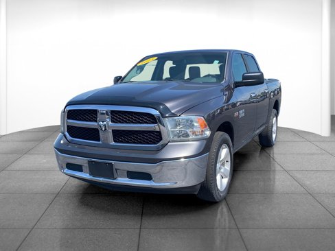 Used 2015 RAM 1500 Classic SLT image 3