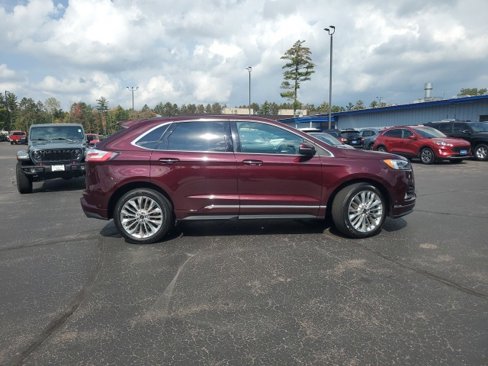 Certified 2022 Ford Edge Titanium w/ Equipment Group 301A image 8