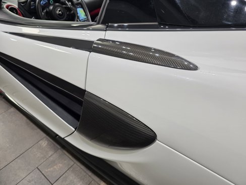 Used 2019 McLaren 570S Spider image 22