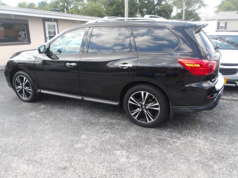 Used 2018 Nissan Pathfinder SL image 7