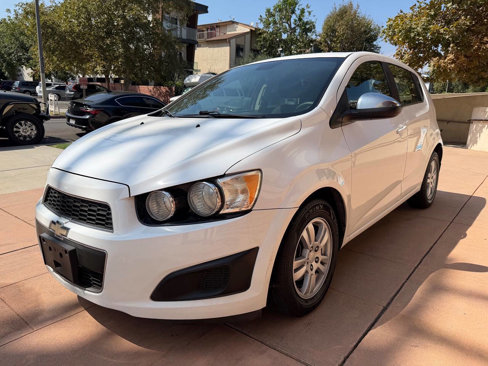 Used 2013 Chevrolet Sonic LT image 2