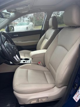 Used 2017 Subaru Outback 3.6R Limited image 12