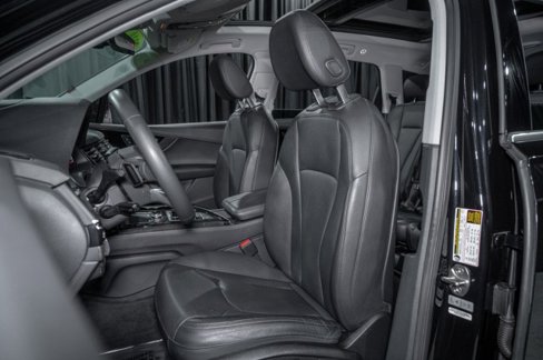 Used 2019 Audi Q7 3.0T Prestige w/ Prestige Package image 12