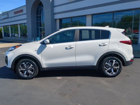 Used 2021 Kia Sportage LX image 3