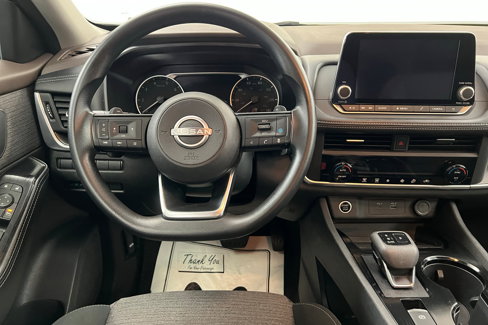 Used 2023 Nissan Rogue SV image 13