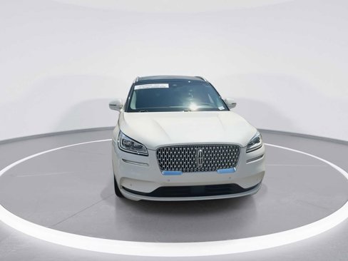 Used 2021 Lincoln Corsair Reserve w/ Equipment Group 201A image 3