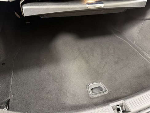 Used 2018 Mercedes-Benz E 300 image 16