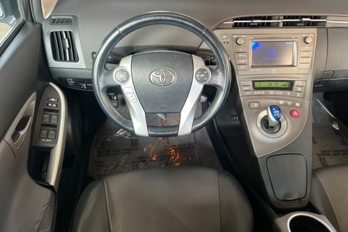 Used 2013 Toyota Prius Four image 14