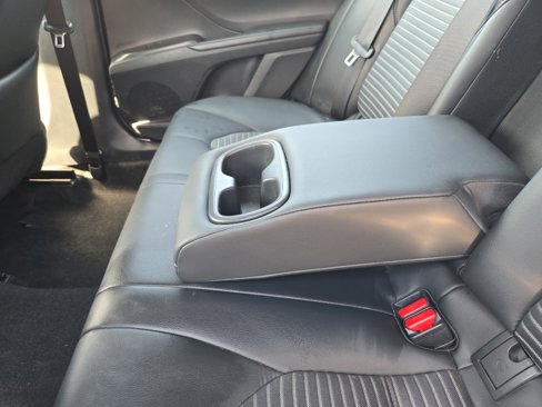 Used 2024 Toyota Camry SE image 16