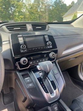 Used 2019 Honda CR-V LX image 10