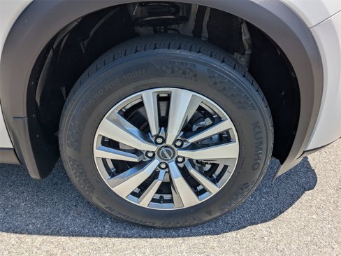 Used 2023 Nissan Pathfinder SL image 11