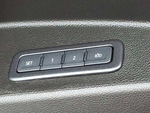 Used 2020 GMC Yukon XL SLT image 27