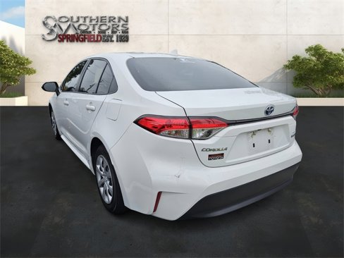 Used 2024 Toyota Corolla LE image 9