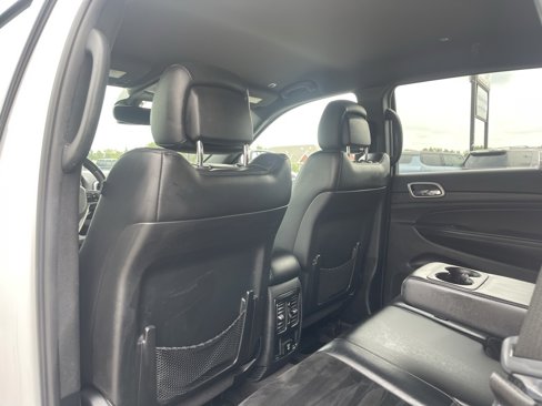 Used 2018 Jeep Grand Cherokee Altitude image 24