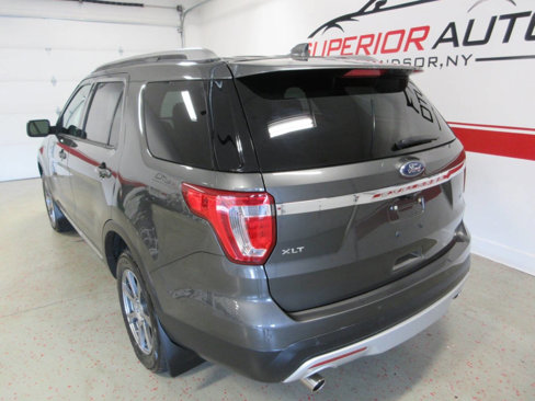 Used 2017 Ford Explorer XLT w/ Equipment Group 202A image 12