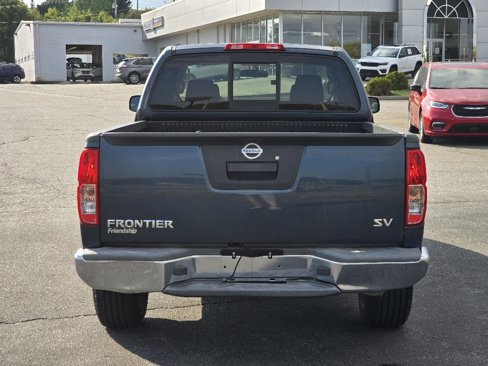 Used 2013 Nissan Frontier SV image 25