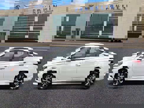 Used 2022 Nissan Altima 2.5 S image 4