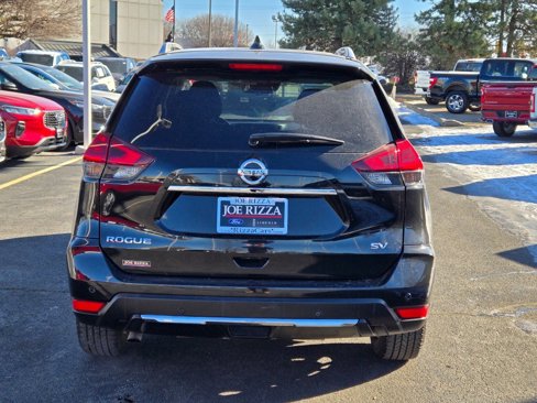 Used 2020 Nissan Rogue SV image 11