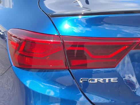 Used 2021 Kia Forte GT-Line image 24