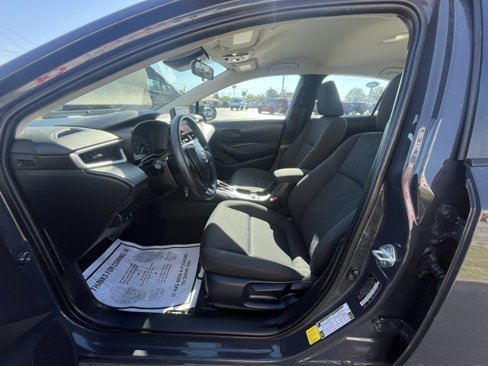Used 2024 Toyota Corolla LE image 11
