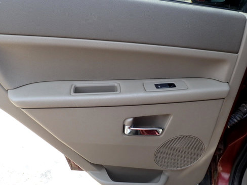 Used 2009 Jeep Grand Cherokee Laredo w/ Popular Equipment Group image 23