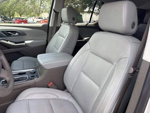 Used 2019 Chevrolet Traverse Premier w/ Driver Confidence II Package image 22