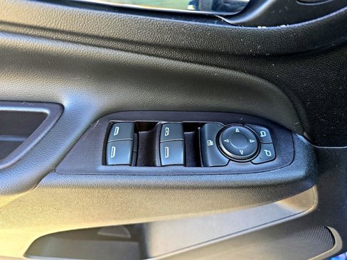Used 2021 Chevrolet Equinox LT image 17