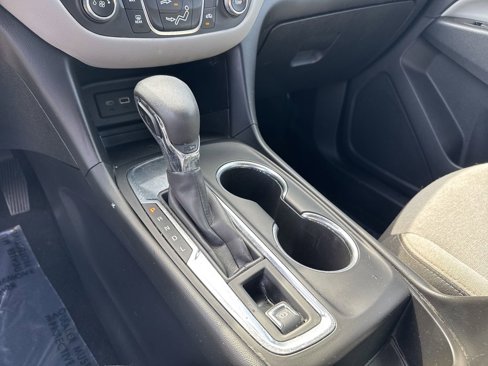 Used 2022 Chevrolet Equinox LS w/ LS Convenience Package image 24
