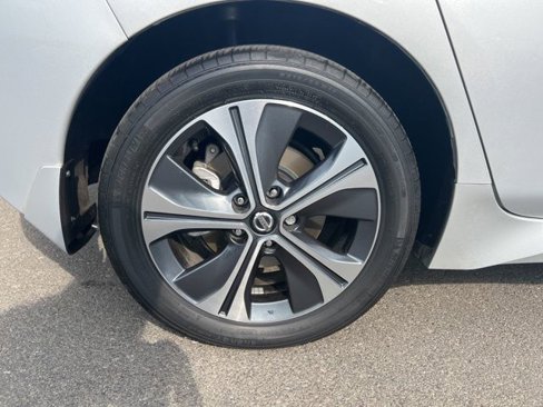 Used 2020 Nissan Leaf SL Plus image 20