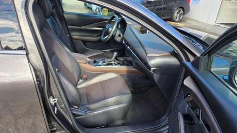 Used 2020 MAZDA CX-30 AWD w/ Premium Package image 13