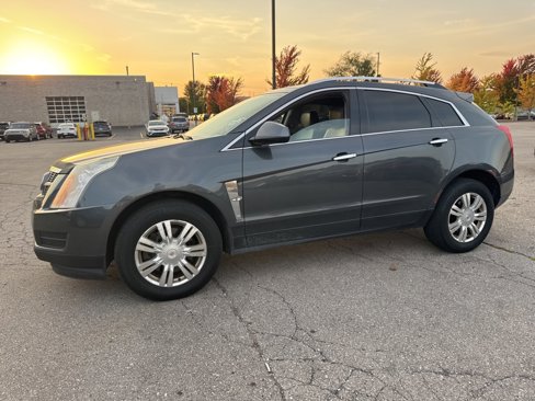Used 2010 Cadillac SRX Luxury image 5