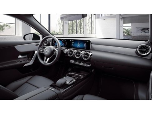 Certified 2022 Mercedes-Benz A 220 4MATIC image 6