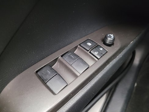 Used 2022 Toyota Camry SE image 27