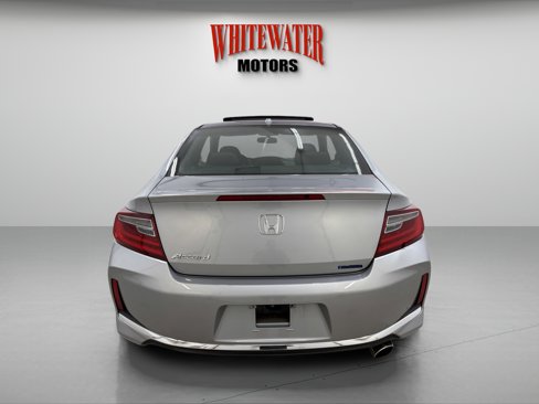 Used 2017 Honda Accord EX image 3