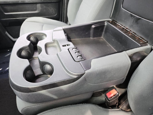 Used 2013 RAM 1500 Express image 31