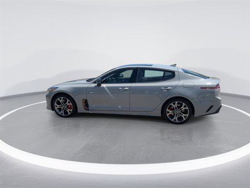 Used 2019 Kia Stinger GT2 image 5