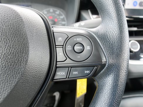 Used 2023 Toyota Corolla LE image 19