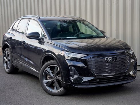 Used 2023 Audi Q4 e-tron Prestige image 1