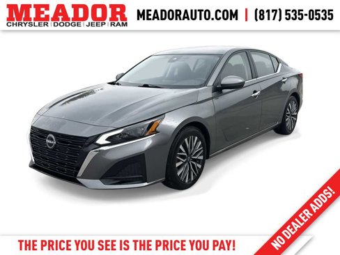 Used 2023 Nissan Altima 2.5 SV image 1