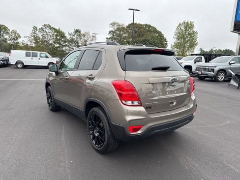 Used 2022 Chevrolet Trax LT w/ Sport Edition image 6