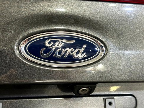 Used 2017 Ford Focus SE image 25