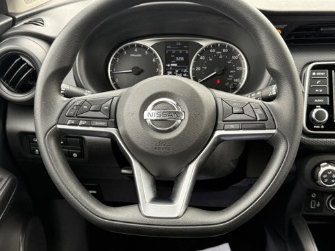 Certified 2021 Nissan Kicks S image 21