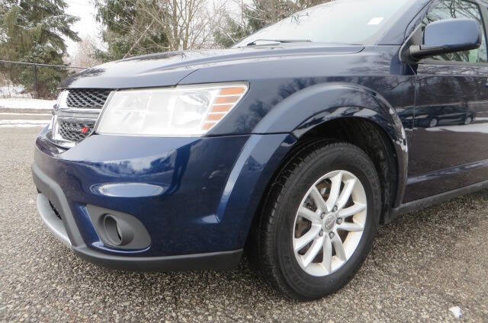 Used 2017 Dodge Journey SXT w/ Comfort/Convenience Group image 32