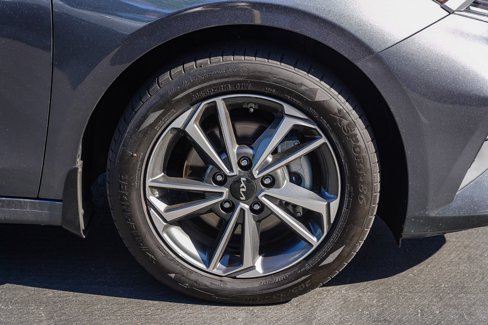 Used 2023 Kia Forte LXS image 6