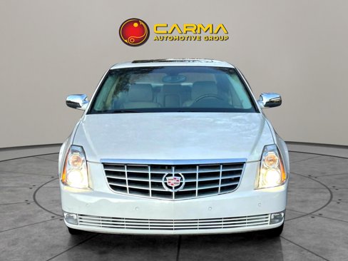 Used 2011 Cadillac DTS Luxury image 12