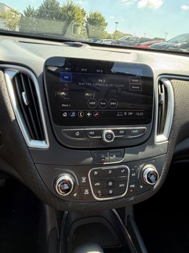 Used 2023 Chevrolet Malibu LT image 7