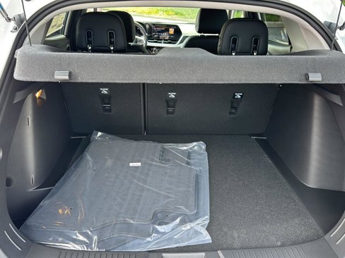 New 2025 Chevrolet Trax LT w/ Driver Confidence Package image 28