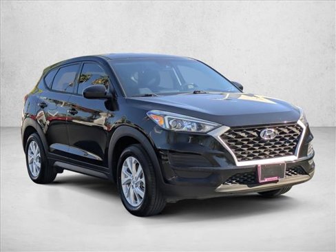 Used 2021 Hyundai Tucson SE image 3