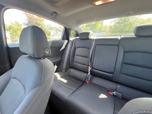 Used 2024 Chevrolet Malibu LT image 39